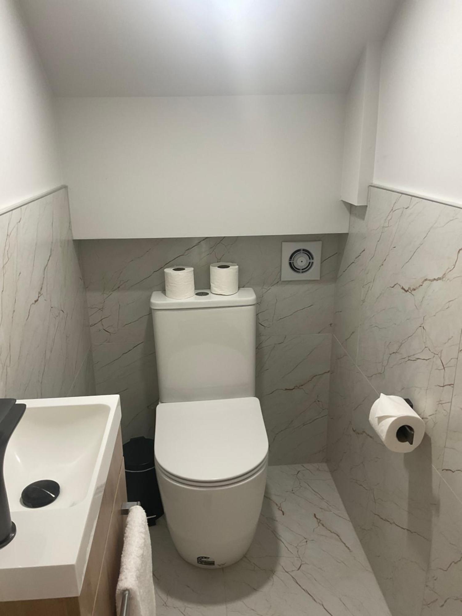 Family Holiday Home Papakura - 175 Оукланд Екстериор снимка